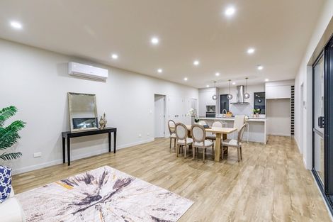 Photo of property in 9 Dida Park Drive, Kumeu, 0810