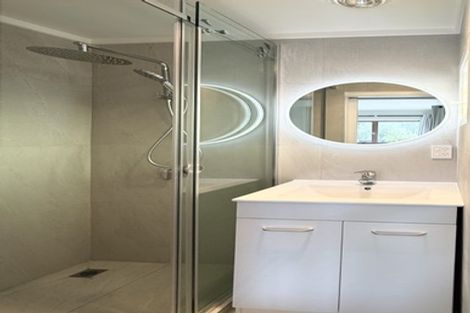 Photo of property in 204 Don Buck Road, Massey, Auckland, 0614