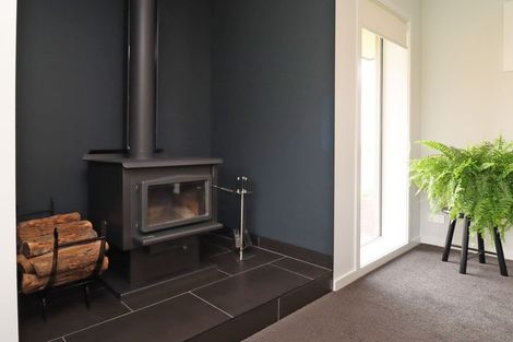 Photo of property in 21 Trailview Lane, Weston, Oamaru, 9401