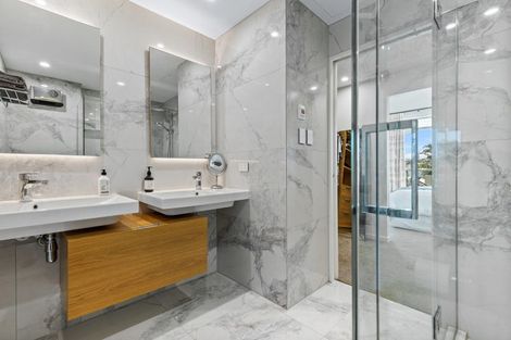 Photo of property in 2d/2 Queens Parade, Devonport, Auckland, 0624