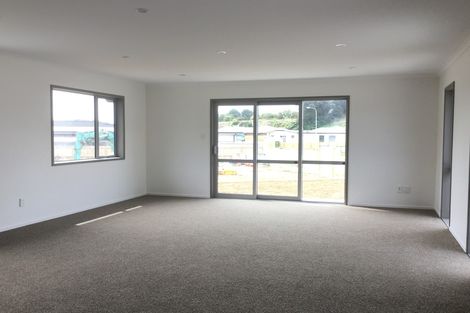 Photo of property in 48 Cyrus Street, Whalers Gate, New Plymouth, 4310
