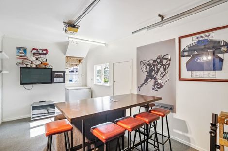 Photo of property in 95 Verbena Road, Birkdale, Auckland, 0626