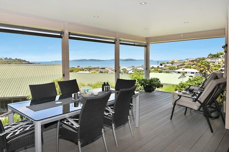 Photo of property in 10 Brampton Road, Snells Beach, 0920