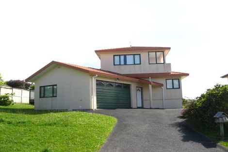 Photo of property in 8 Coral Court, Gulf Harbour, Whangaparaoa, 0930