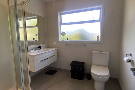 Photo of property in 34 Barrett Street, Westown, New Plymouth, 4310