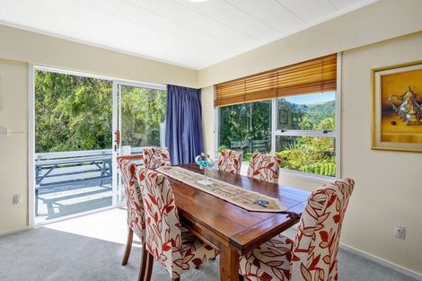Photo of property in 25 Kinloch Road, Kinloch, Taupo, 3377