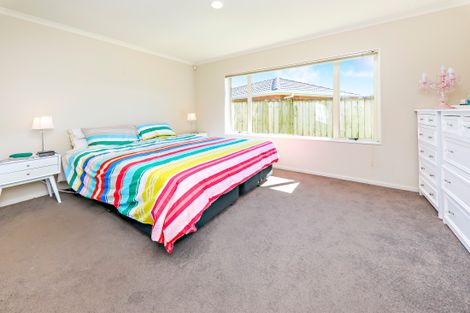 Photo of property in 75 Wayne Francis Drive, Flat Bush, Auckland, 2016