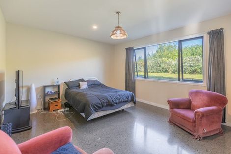 Photo of property in 28 Cemetery Road, Waipawa, 4273