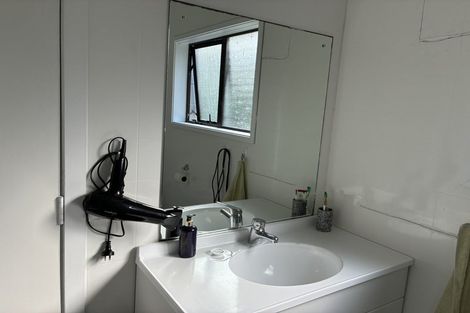 Photo of property in 17 Tatyana Place, Massey, Auckland, 0614