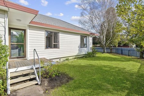 Photo of property in 64 Arawhata Road, Paraparaumu, 5032