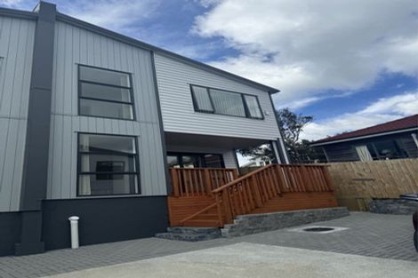 Photo of property in 1b Zion Road, Birkenhead, Auckland, 0626