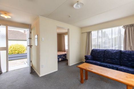 Photo of property in 10 Collett Street, Dannevirke, 4930