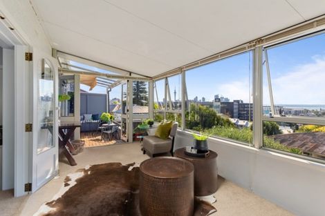 Photo of property in 3/10 Saint Georges Bay Road, Parnell, Auckland, 1052