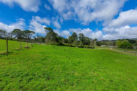 Photo of property in 48 View Ridge Drive, Ranui, Auckland, 0612