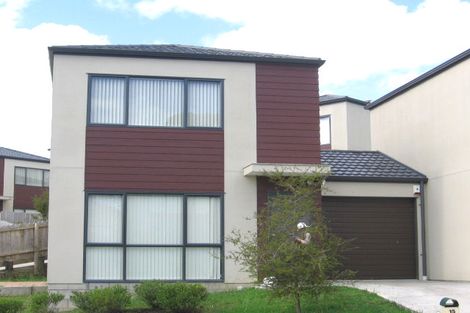 Photo of property in 15 Rakich Place, Henderson, Auckland, 0612