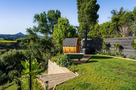 Photo of property in 17 Linda Street, Oakura, 4314