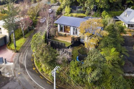Photo of property in 2 Hobbit Lane, Pinehaven, Upper Hutt, 5371