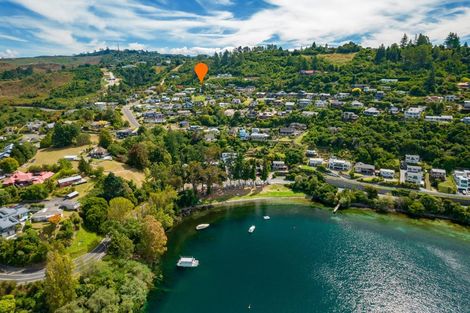 Photo of property in 102 Wakeman Road, Acacia Bay, Taupo, 3330