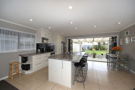 Photo of property in 11 Lodge Road, Maraenui, Napier, 4110