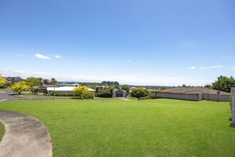 Photo of property in 6/675 Swanson Road, Swanson, Auckland, 0612
