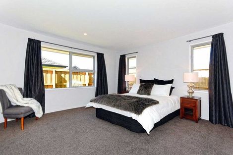 Photo of property in 10 Burford Way, Rolleston, 7615