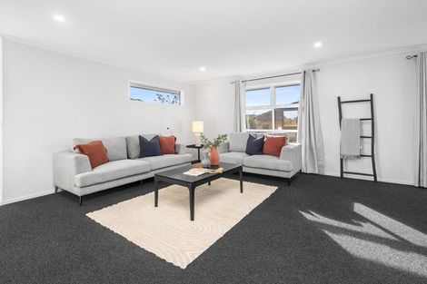 Photo of property in 10 Brightstone Crescent, Aranui, Christchurch, 8061