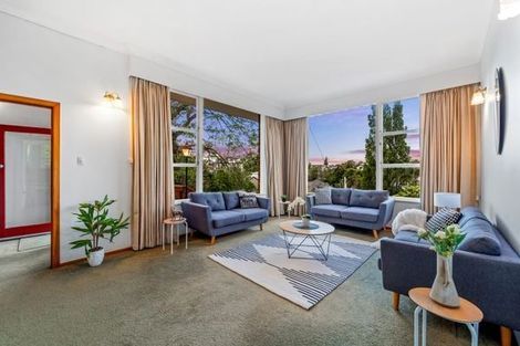 Photo of property in 30 Heathcote Road, Castor Bay, Auckland, 0620