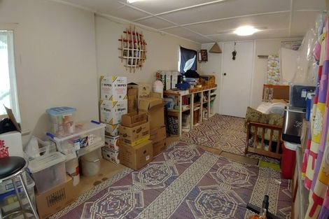 Photo of property in 1/22 Knights Road, Rothesay Bay, Auckland, 0630