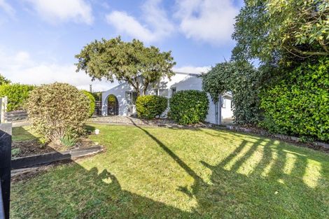 Photo of property in 86 Dunbeath Crescent, Kew, Invercargill, 9812