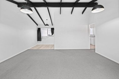 Photo of property in 2/56 Henwood Road, Mangere East, Auckland, 2024