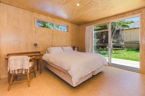 Photo of property in 54a Renown Road, Raumati South, Paraparaumu, 5032