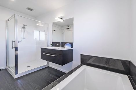 Photo of property in 18f Beaumont Drive, Rolleston, 7614