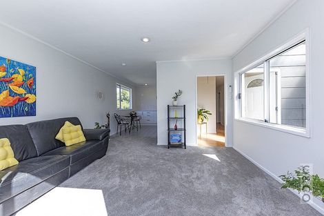 Photo of property in 2246 State Highway 16, Helensville, 0875