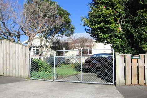 Photo of property in 20 Albert Street, Palmerston North, 4414