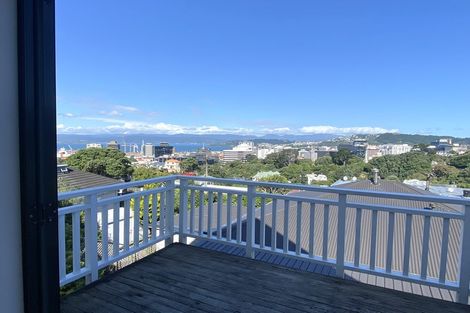 Photo of property in 13a Upper Lewisville Terrace, Thorndon, Wellington, 6011