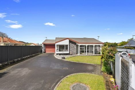 Photo of property in 43b Hukanui Road, Fairfield, Hamilton, 3214