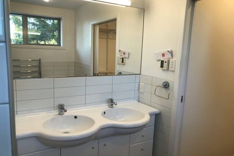 Photo of property in 784 Hawkins Road, Marshland, Christchurch, 8051