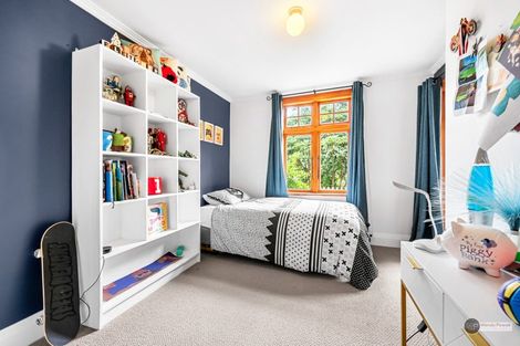 Photo of property in 6 Prouse Grove, Silverstream, Upper Hutt, 5019