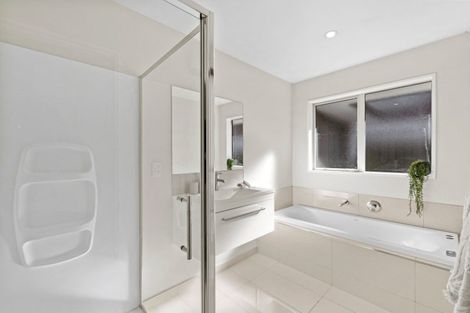 Photo of property in 135 Winters Road, Mairehau, Christchurch, 8052