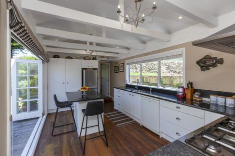 Photo of property in 131 Rosetta Road, Raumati South, Paraparaumu, 5032