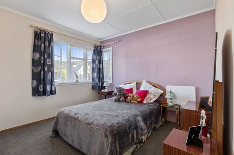 Photo of property in 16 Gibbs Crescent, Wainuiomata, Lower Hutt, 5014