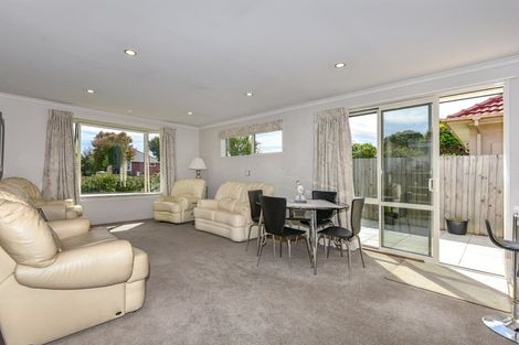 Photo of property in 1/220 Avonhead Road, Avonhead, Christchurch, 8042