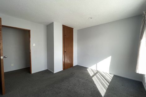 Photo of property in 32 Karnak Crescent, Russley, Christchurch, 8042