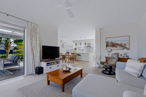 Photo of property in 32 Aquila Drive, Whitianga, 3510