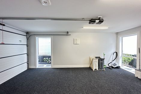 Photo of property in 7b Garadice Road, Rothesay Bay, Auckland, 0630
