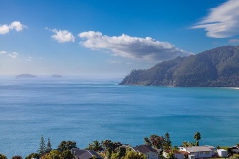 Photo of property in 5 Tirinui Crescent, Tairua, 3508