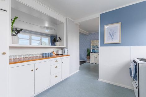 Photo of property in 76-78 Sievers Grove, Cannons Creek, Porirua, 5024