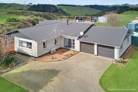 Photo of property in 131 Tiromoana Road, Maata, Eltham, 4398