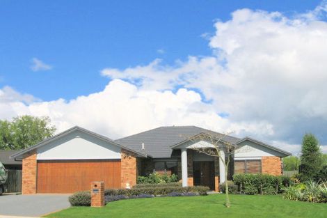 Photo of property in 11 Frame Place, Owhata, Rotorua, 3010
