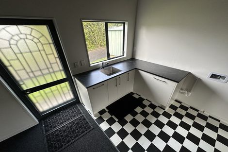 Photo of property in 24 Minnie Place, Pukete, Hamilton, 3200